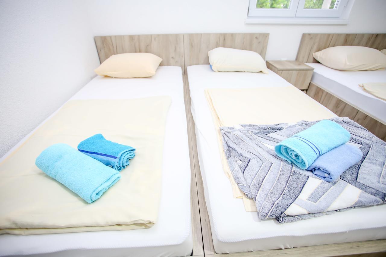 Apartments River Una 3 Bihac Bagian luar foto