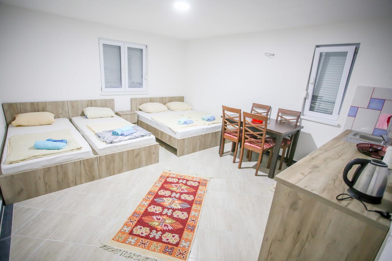 Apartments River Una 3 Bihac Bagian luar foto